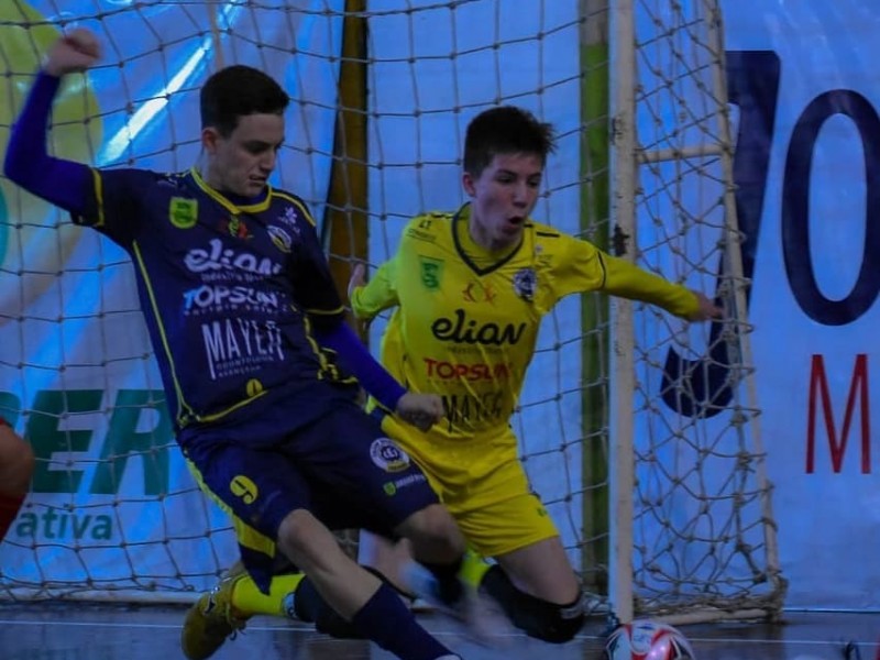 CEJ/ JARAGUÁ FUTSAL/ SECEL ESTREOU COM DUAS VITÓRIAS NO ESTADUAL SUB 17