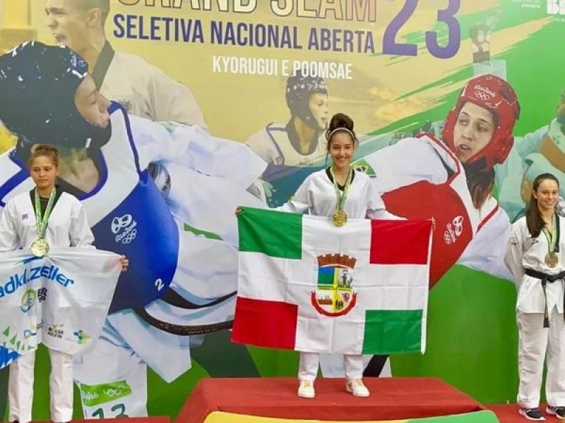 Aluna do colégio representará o Brasil em vários países por ter conquistado 1° lugar no GrandSlam