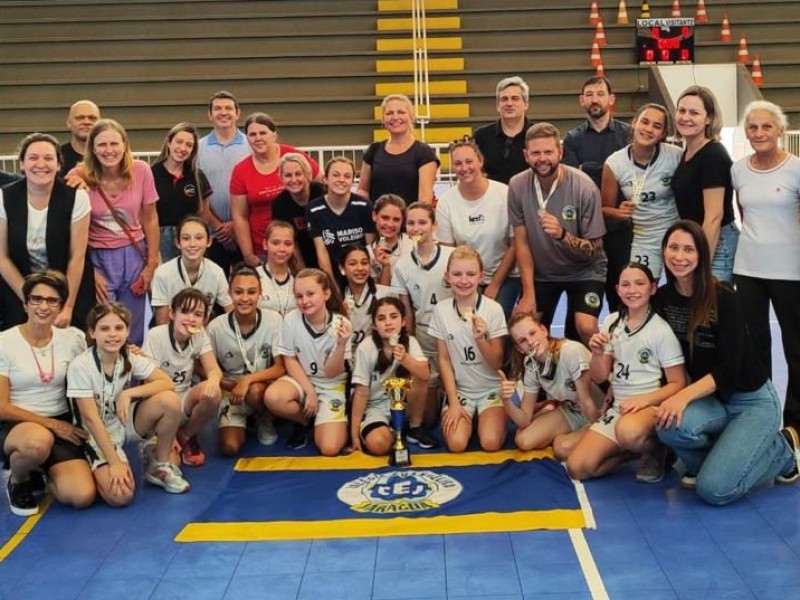 Colégio Evangélico Jaraguá conquista o título do basquetebol feminino e o terceiro lugar no masculino